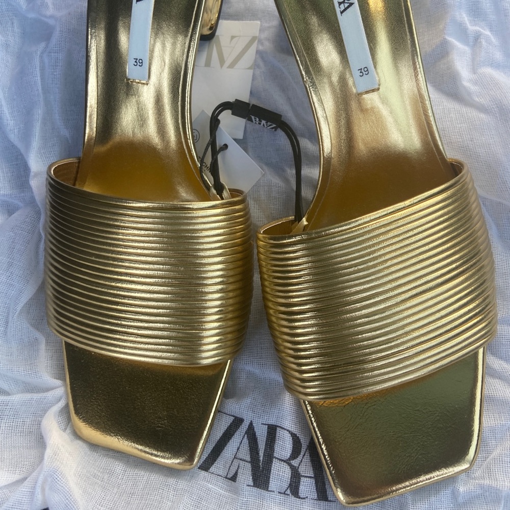 Zara Gold Metallic Sandals w/ Sculptural Heel